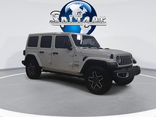 2024 Jeep Wrangler 4-Door Sahara 4x4