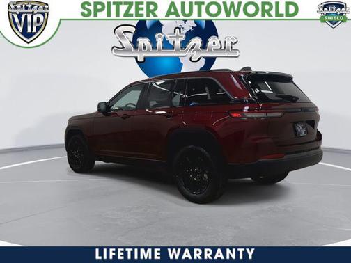 2026 Jeep Grand Cherokee Altitude