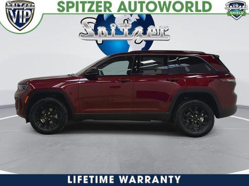 2026 Jeep Grand Cherokee Altitude