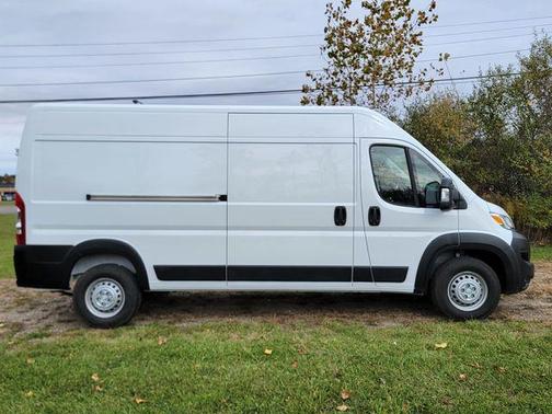 2025 RAM ProMaster 2500 Tradesman