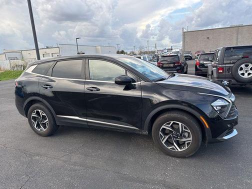 Fusion Black 2023 Kia Sportage LX