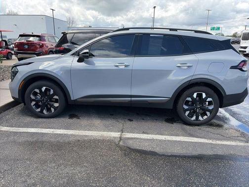 Wolf Gray 2024 Kia Sportage X-Line