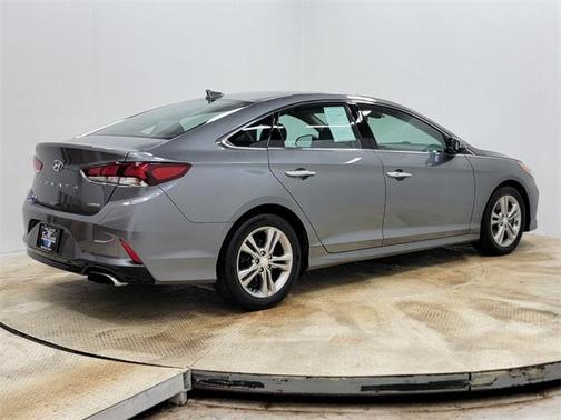 2018 Hyundai SONATA Limited