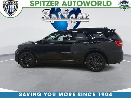 DB Black Crystal Clearcoat 2024 Dodge Durango GT Plus