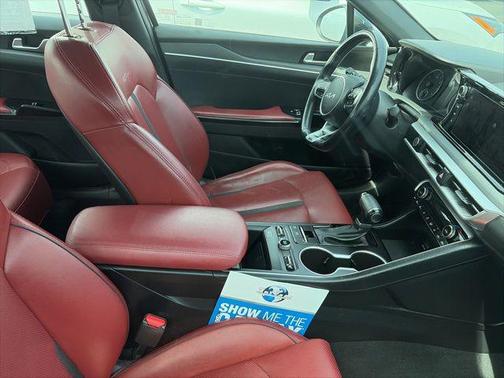 Ebony Black 2024 Kia K5 GT-Line
