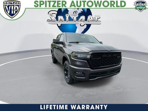 Granite Crystal Metallic Clearcoat 2026 RAM 1500 Big Horn/Lone Star