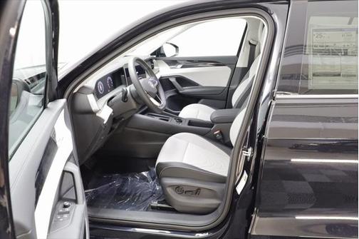 2025 Volkswagen Tiguan 2.0T SE 4MOTION