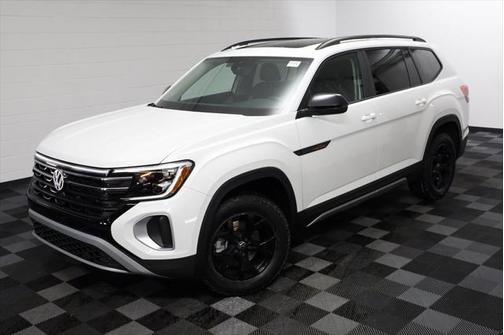 2025 Volkswagen Atlas 2.0T Peak Edition
