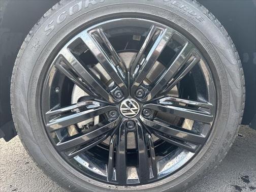 2022 Volkswagen Tiguan 2.0T SE R-Line Black 4MOTION