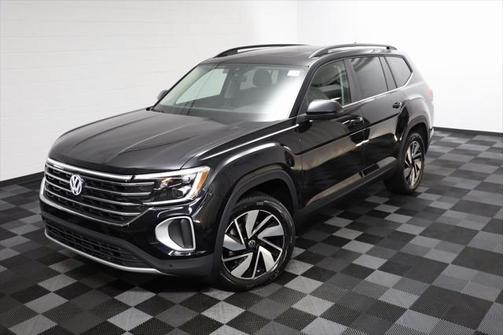 2025 Volkswagen Atlas 2.0T SE w/Technology 4MOTION