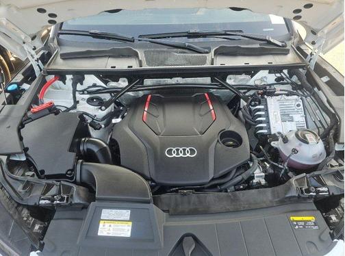 2025 Audi SQ5 3.0T Premium Plus