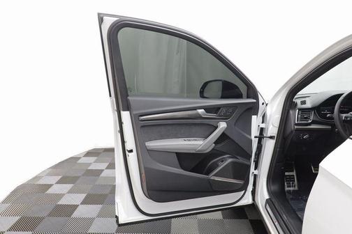 2025 Audi SQ5 3.0T Premium Plus