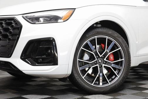 2025 Audi SQ5 3.0T Premium Plus