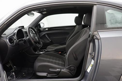 2014 Volkswagen Beetle DSG 2.0T R-Line