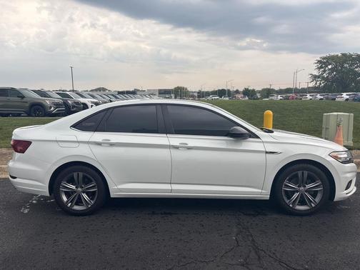 2021 Volkswagen Jetta 1.4T R-Line