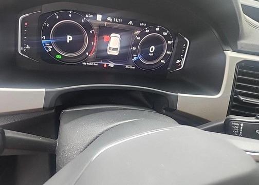 2022 Volkswagen Atlas Cross Sport 3.6L V6 SEL Premium R-Line