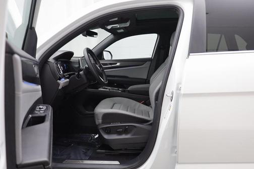 2025 Volkswagen Atlas Cross Sport 2.0T SEL