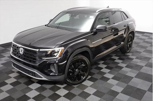 2025 Volkswagen Atlas Cross Sport 2.0T SE w/Technology 4MOTION