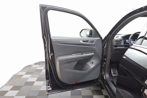 2026 Volkswagen Atlas Cross Sport 2.0T SEL Premium