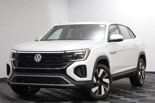2026 Volkswagen Atlas Cross Sport 2.0T SE w/Technology 4MOTION