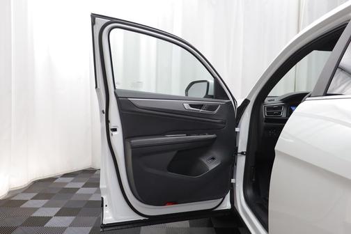 2026 Volkswagen Atlas Cross Sport 2.0T SE w/Technology 4MOTION