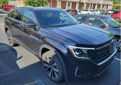 2024 Volkswagen Atlas Cross Sport 2.0T SEL Premium