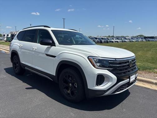 2025 Volkswagen Atlas 2.0T Peak Edition