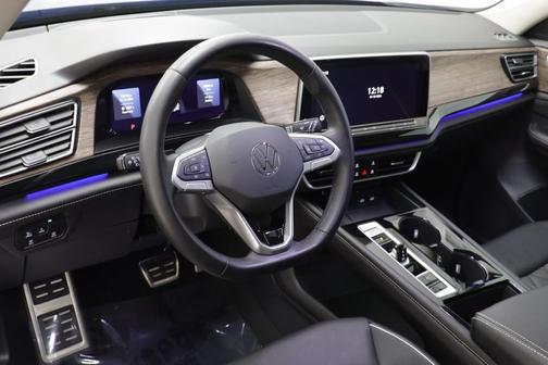 2025 Volkswagen Atlas 2.0T SEL Premium R-Line 4MOTION