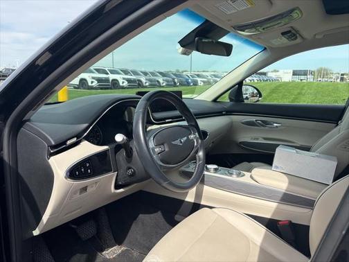 2022 Genesis GV70 2.5T AWD