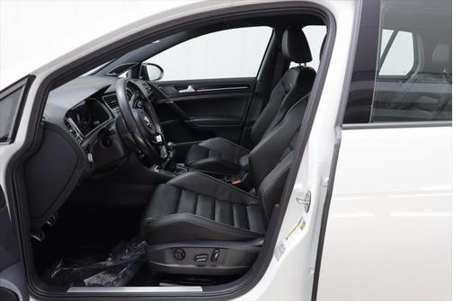 2019 Volkswagen Golf R 2.0T Manual