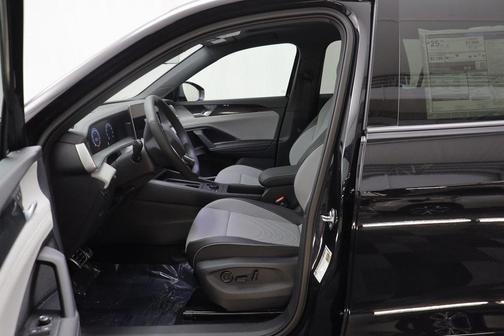 2025 Volkswagen Tiguan 2.0T SE R-Line Black 4MOTION