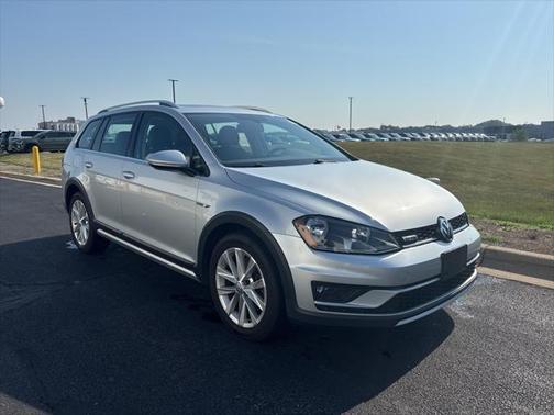 2017 Volkswagen Golf Alltrack TSI SE