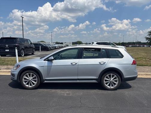 2017 Volkswagen Golf Alltrack TSI SE