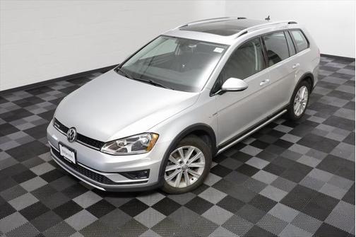 2017 Volkswagen Golf Alltrack TSI SE