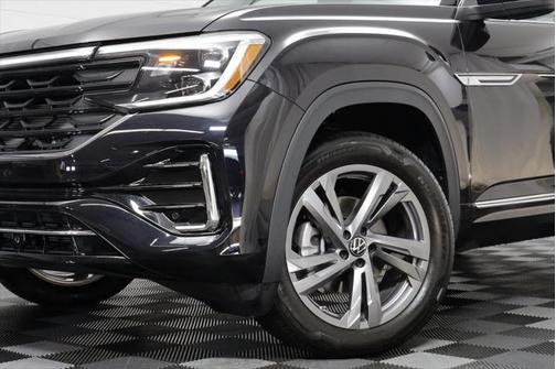 2024 Volkswagen Atlas Cross Sport 2.0T SEL