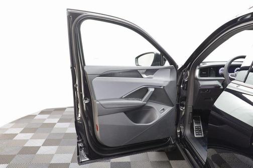 2025 Volkswagen Tiguan 2.0T SE R-Line Black 4MOTION