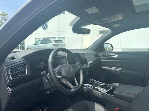 2025 Volkswagen Atlas Cross Sport 2.0T SEL