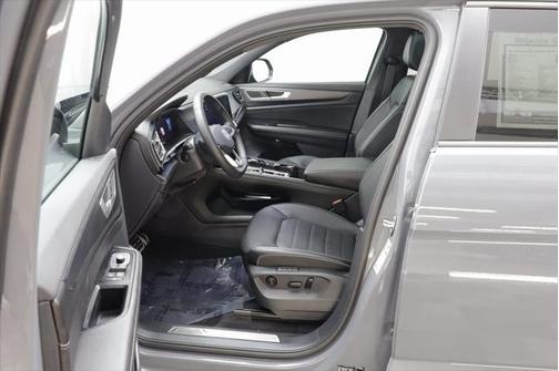 2025 Volkswagen Atlas Cross Sport 2.0T SEL