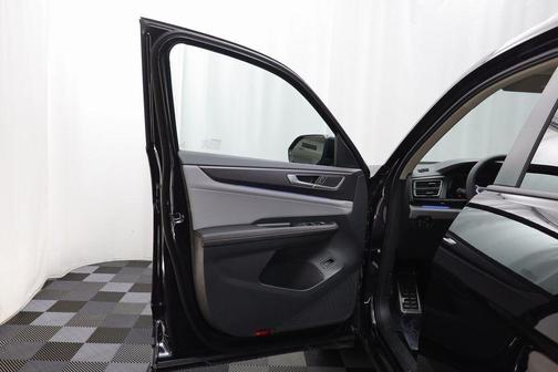 2026 Volkswagen Atlas Peak Edition