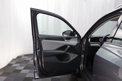 2025 Volkswagen Tiguan 2.0T SE 4MOTION