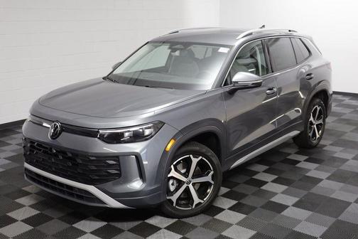 2025 Volkswagen Tiguan 2.0T SE 4MOTION