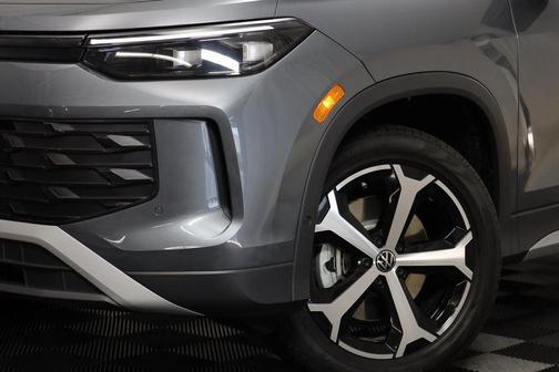 2025 Volkswagen Tiguan 2.0T SE 4MOTION