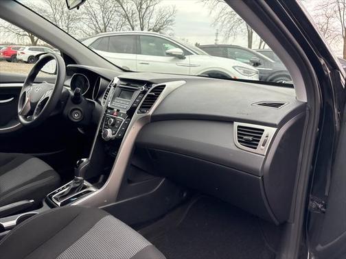 2016 Hyundai Elantra GT Base