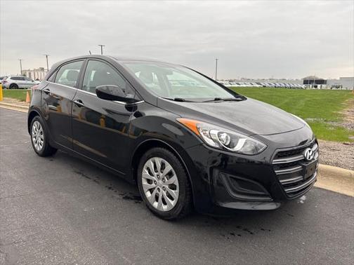 2016 Hyundai Elantra GT Base