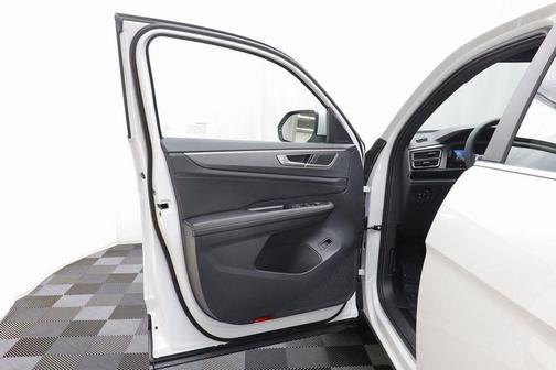 2026 Volkswagen Atlas Cross Sport 2.0T SE w/Technology 4MOTION