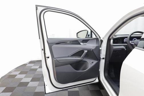 2025 Volkswagen Tiguan 2.0T SE 4MOTION