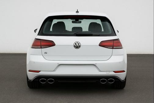 2019 Volkswagen Golf R 2.0T DSG