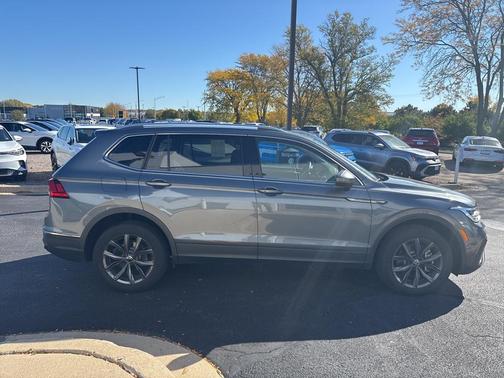 2023 Volkswagen Tiguan 2.0T SE 4MOTION