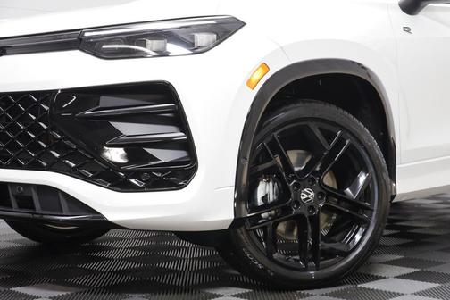 2026 Volkswagen Tiguan 2.0T SE R-Line Black 4MOTION