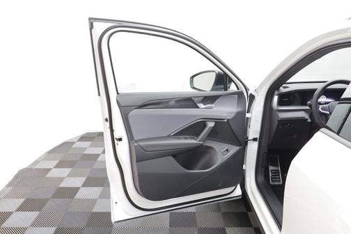 2026 Volkswagen Tiguan 2.0T SE R-Line Black 4MOTION